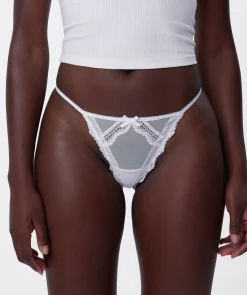 Arabella String - Ivory