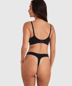 Base Layers Plunge Wirefree Bra - Black
