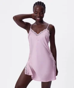Bethany Slip - Light Pink