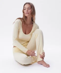 Chill Out Long Sleeve - Light Yellow