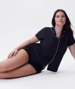 Emilia Short - Black