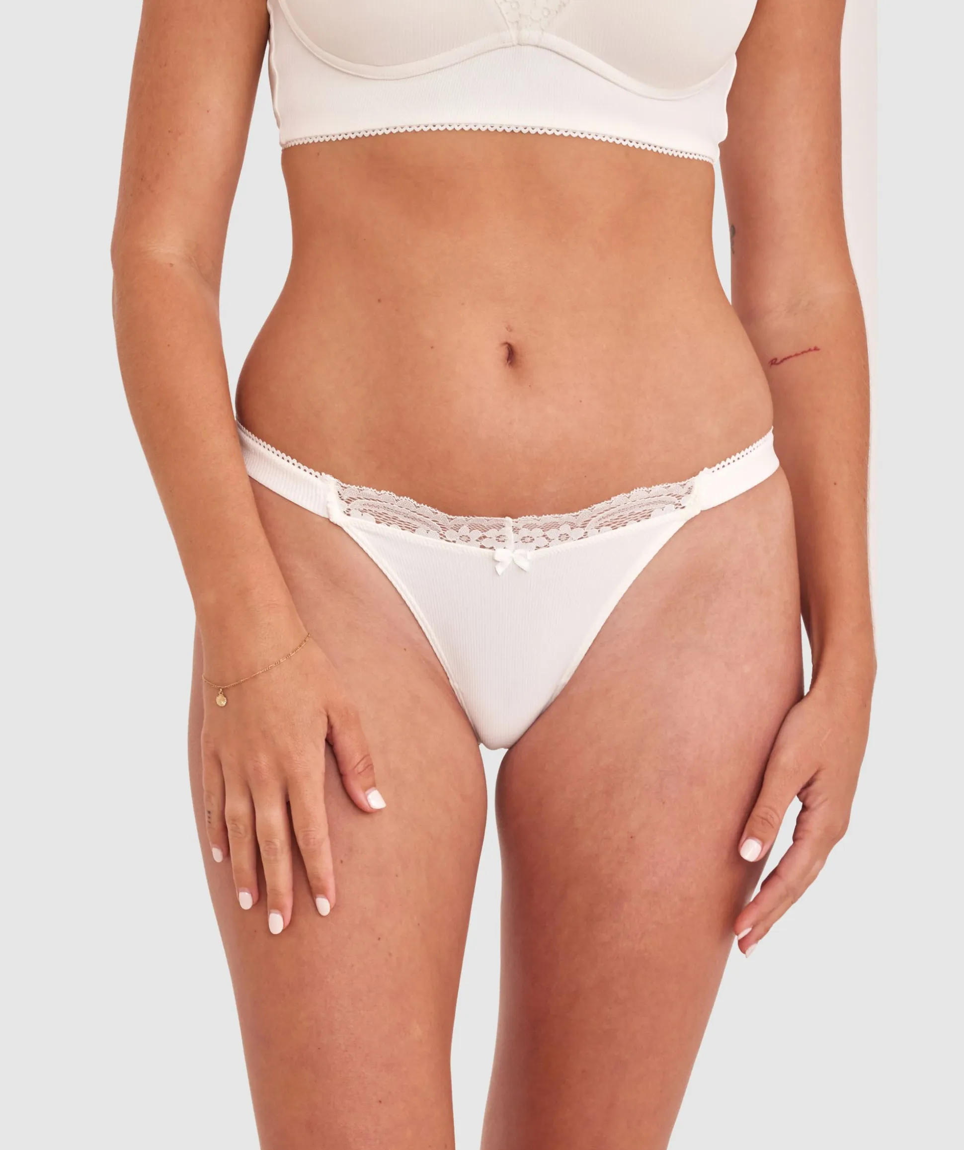Freya High Leg G String - Ivory