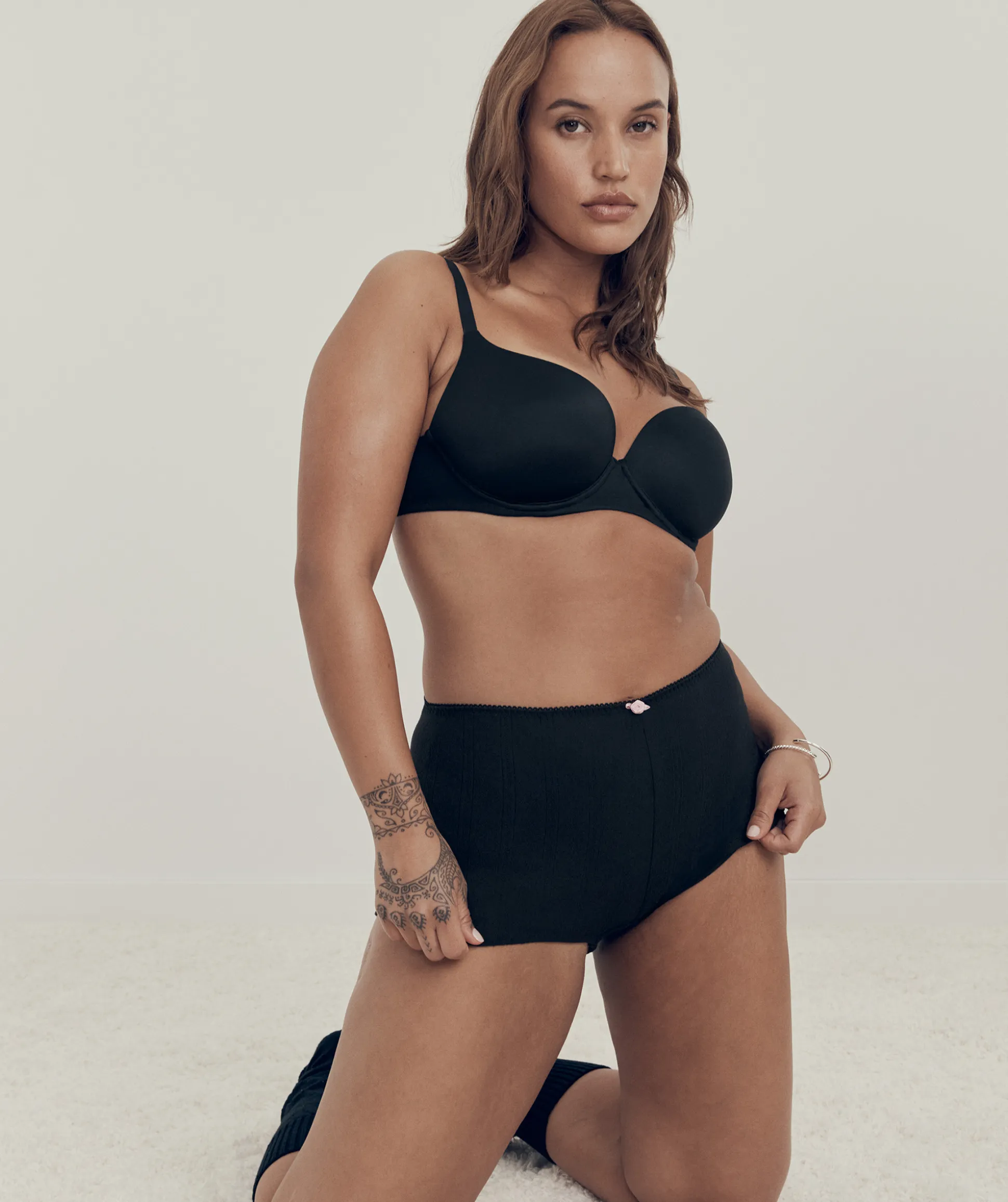 Georgia Shortie - Black