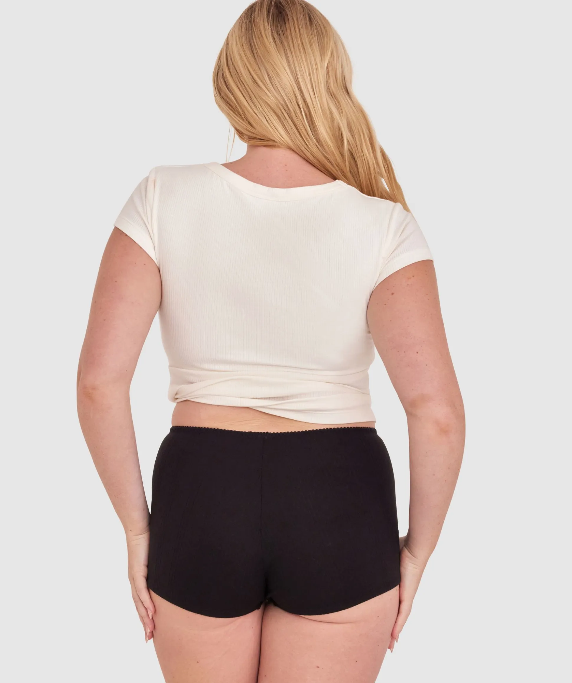Georgia Shortie - Black