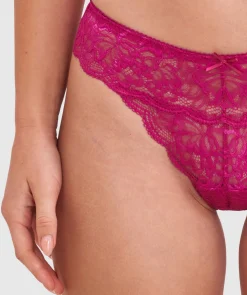 Romance G String - Magenta