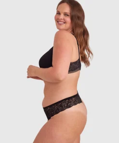 Romance V String Knicker - Black