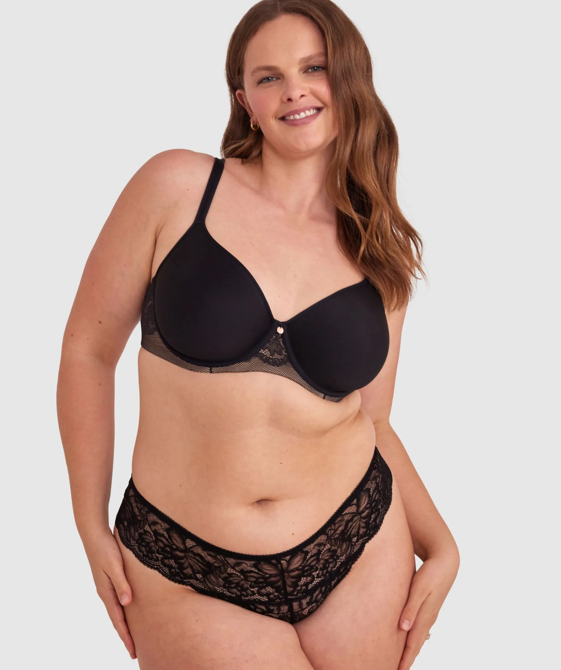 Romance V String Knicker - Black