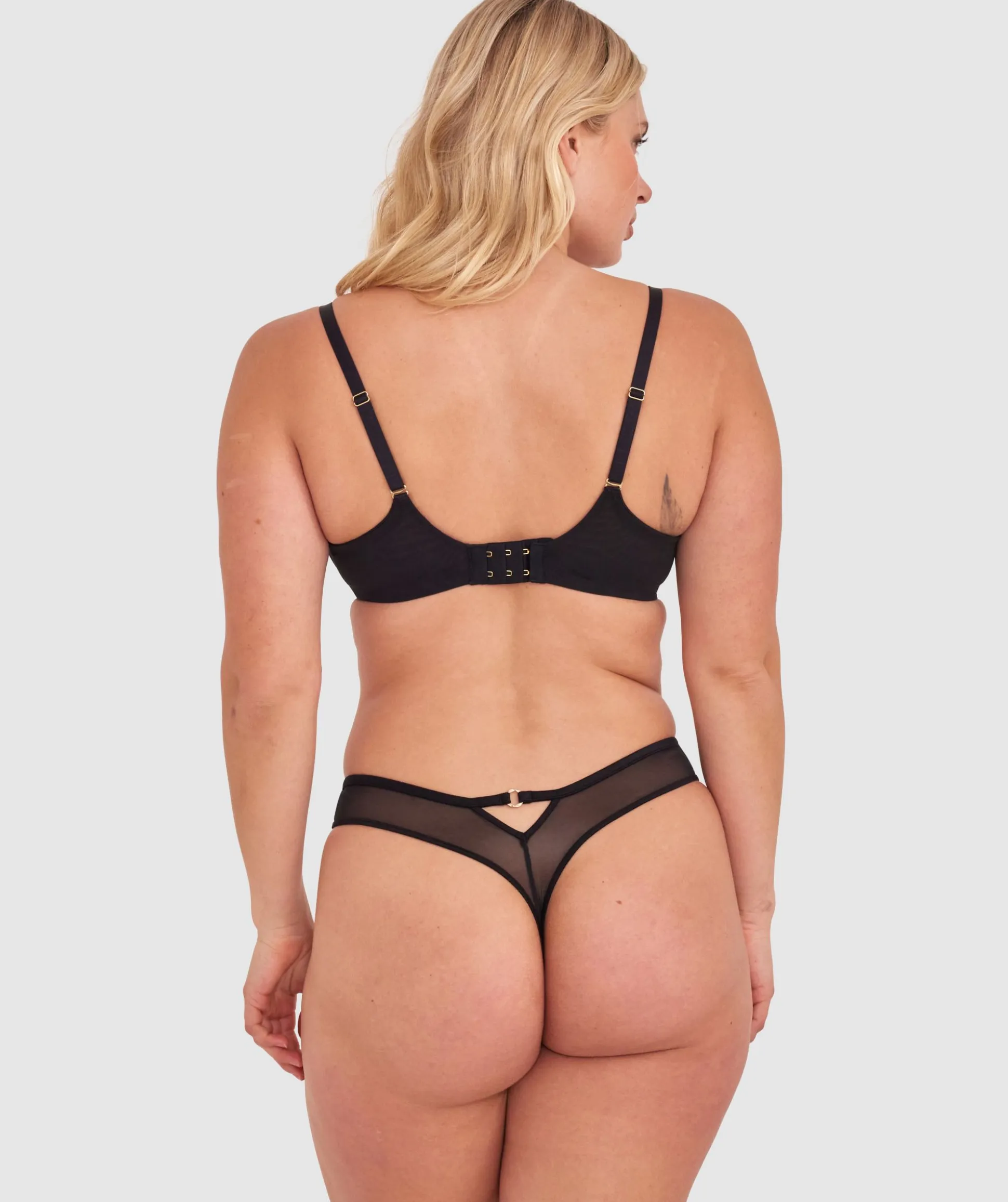 Sexy Basics High Leg G String - Black