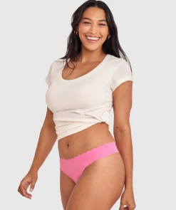 Smooth Comfort Scallop G String - Pink
