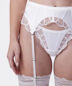 Vamp Hopeless Romantic Suspender - Ivory