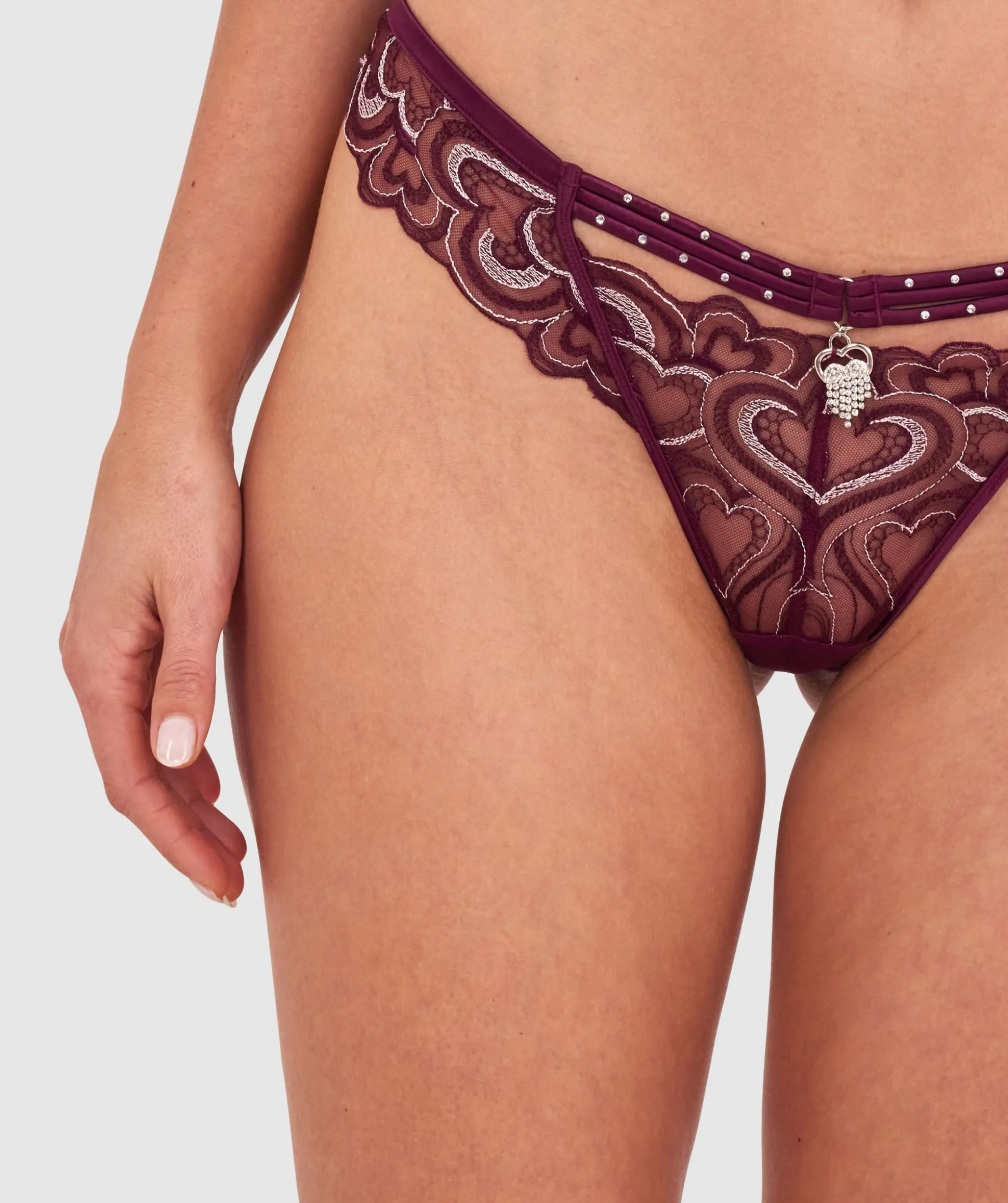 Vamp Love Hurts Brazilian Knicker - Berry