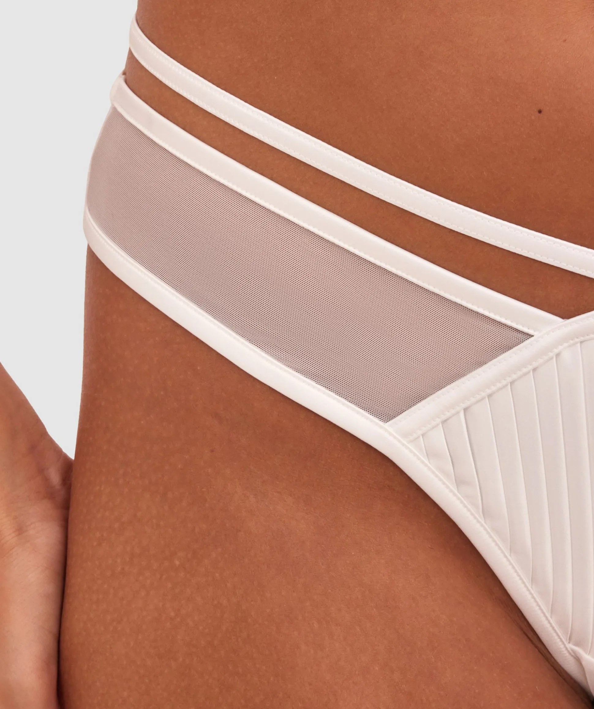 Vamp Strung Up High Leg Brazilian Knicker - Ivory