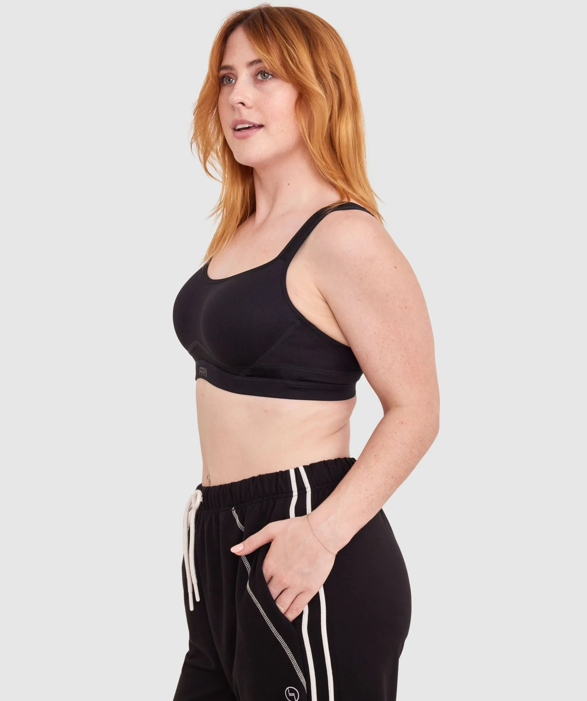 Work It Contour Underwire Sports Bra - Black
